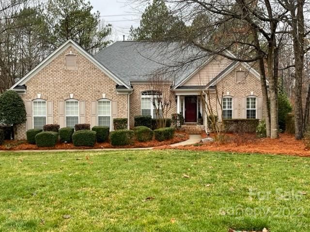 208 Whiterock Dr, Mount Holly, NC 28120