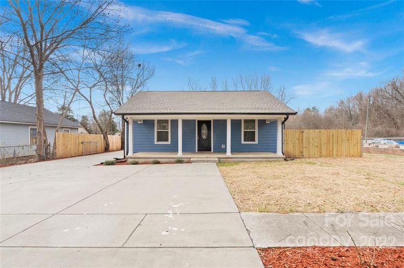 2751 Fair Oaks Dr, Gastonia, NC 28054