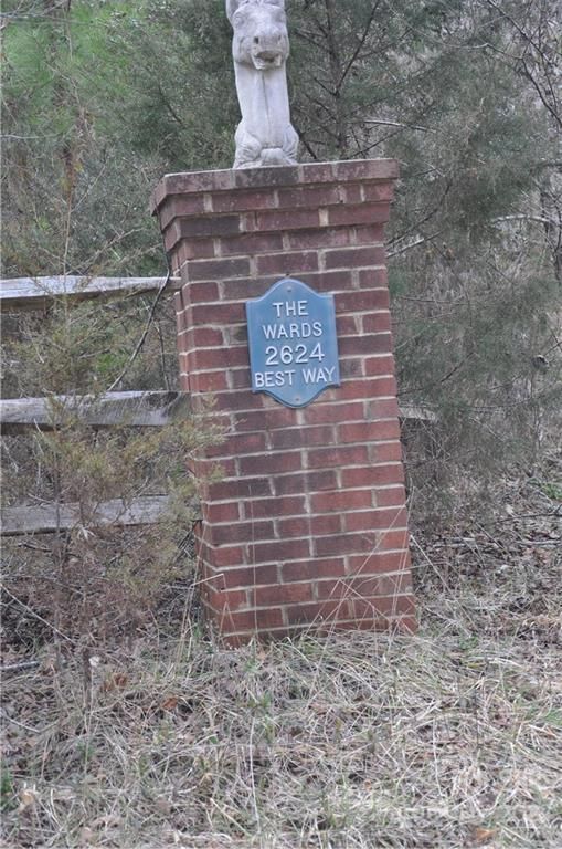 2703 Arndt Wright Ln, Maiden, NC 28650