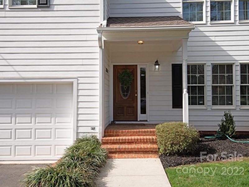 5204 Sardis Rd, Charlotte, NC 28270