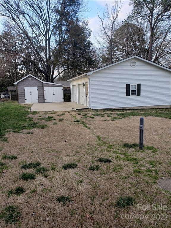 319 Twin Lakes Rd, Rock Hill, SC 29732