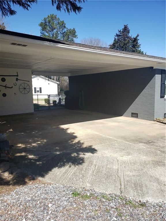 319 Twin Lakes Rd, Rock Hill, SC 29732