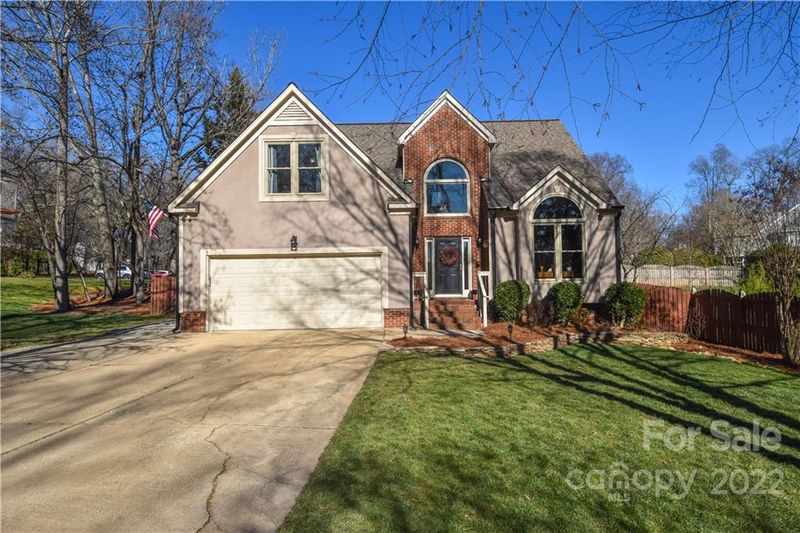8811 Forest Shadow Cir, Cornelius, NC 28031