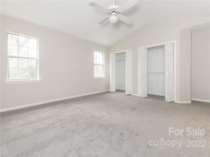 2839 Iron Gate Ln, Charlotte, NC 28212