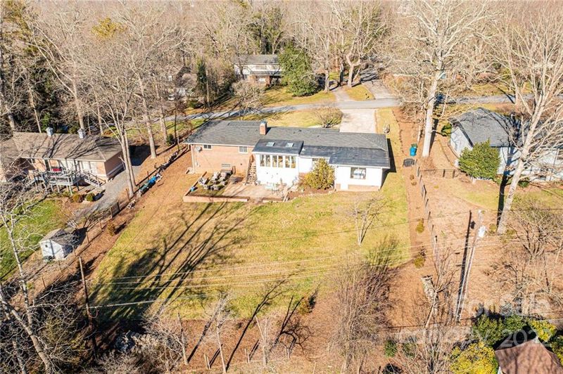 131 36th Ave NW, Hickory, NC 28601