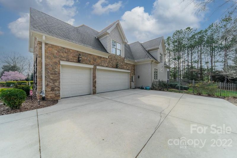 14636 Villalonga Ln, Charlotte, NC 28277