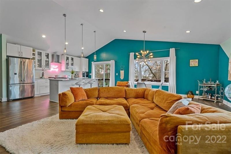 1164 Molokai Dr, Tega Cay, SC 29708