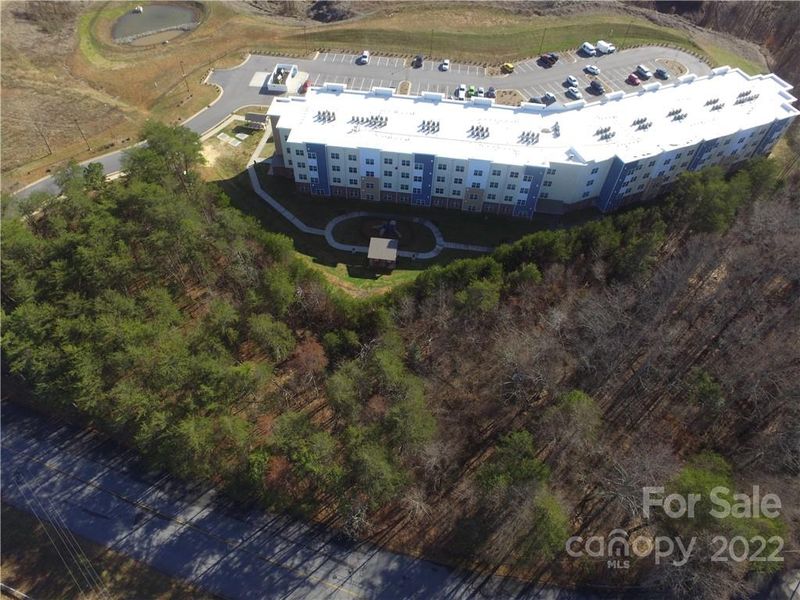 00 4th Street Ct, Hickory, NC 28602