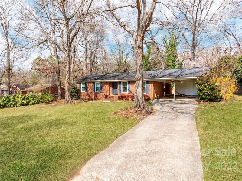 1122 W Edgemont Dr, Lancaster, SC 29720
