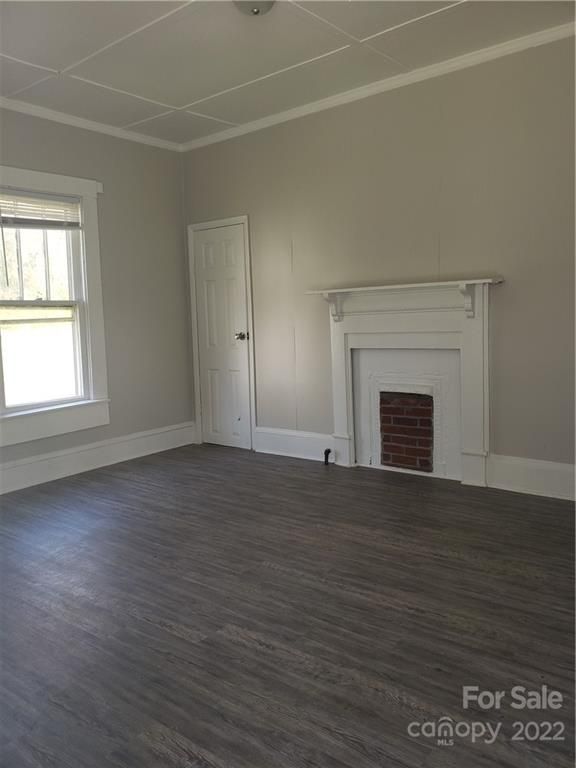 1225 4th St, Statesville, NC 28677
