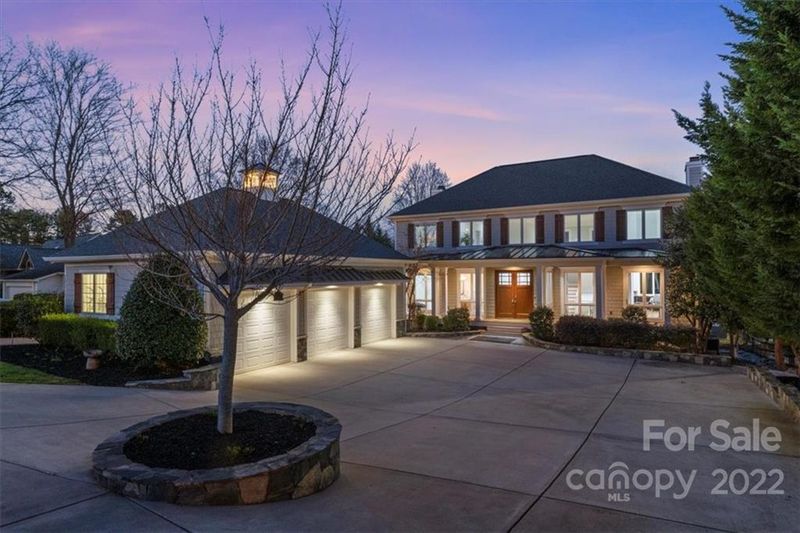 20217 Riverchase Dr, Cornelius, NC 28031