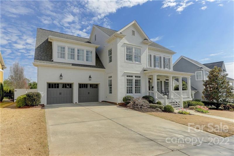 5608 Morris Hunt Dr, Fort Mill, SC 29708