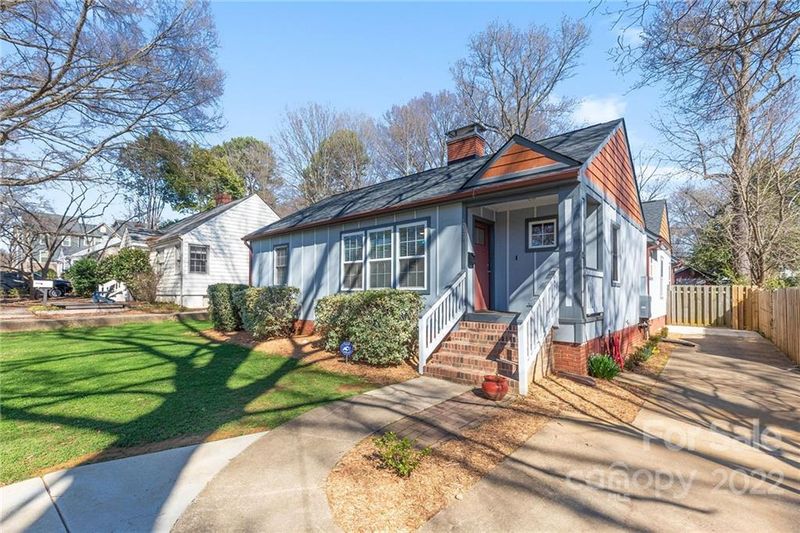 1420 Lyon Ct, Charlotte, NC 28205