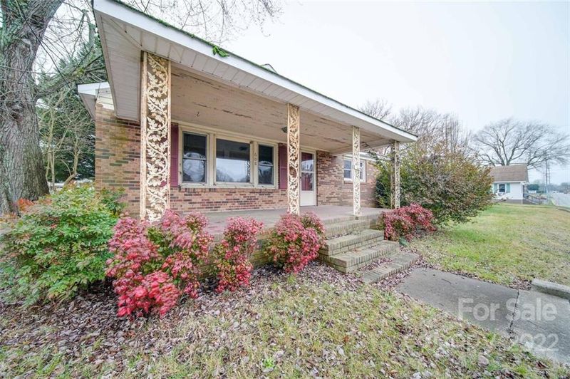 608 E Church St, Cherryville, NC 28021