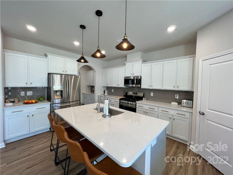 186 Rooster Tail Ln, Troutman, NC 28166