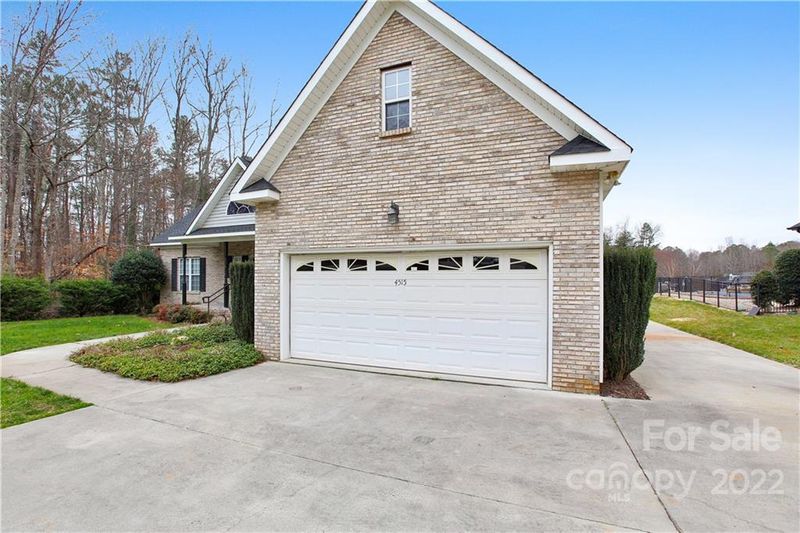 4515 Hickory Grove Rd, Gastonia, NC 28056