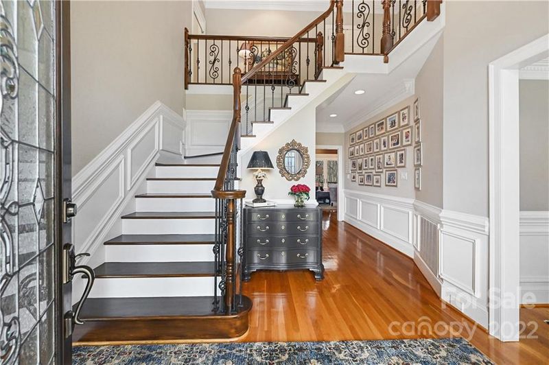 5213 Mcalpine Overlook Ct, Charlotte, NC 28226