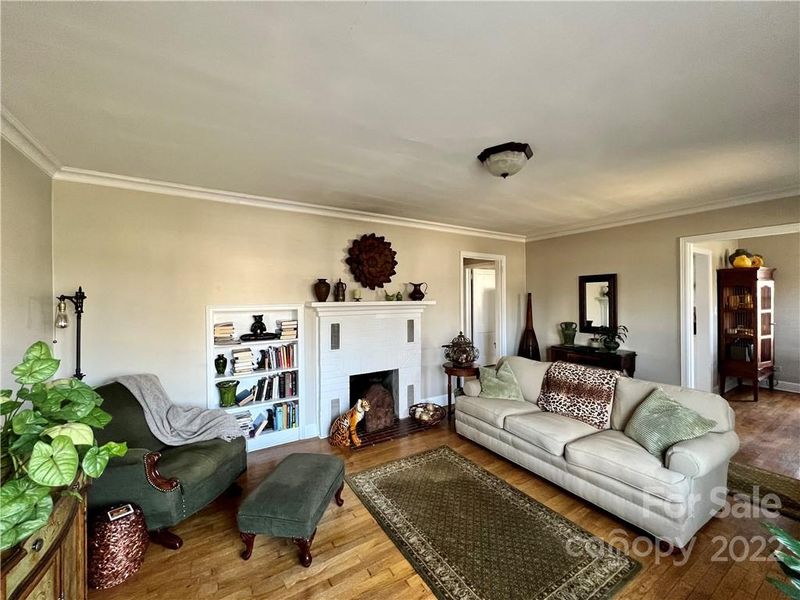 23 25 Oak St, Belmont, NC 28012