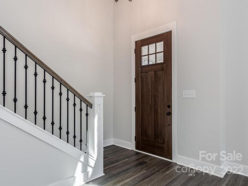207 9th St, Belmont, NC 28012