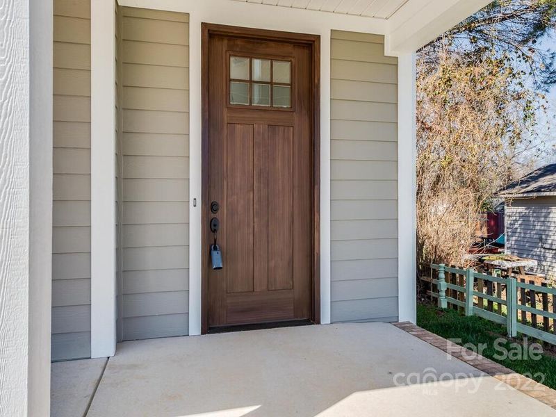 207 9th St, Belmont, NC 28012