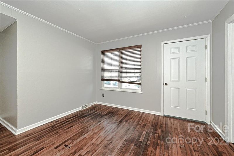 1408 Cortland Rd E, Charlotte, NC 28209