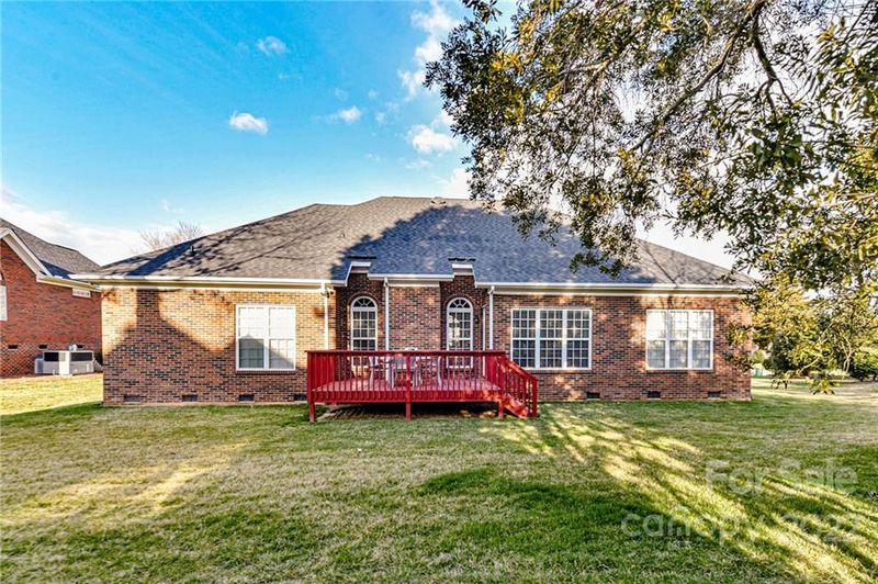 324 Killian Ct, Matthews, NC 28104