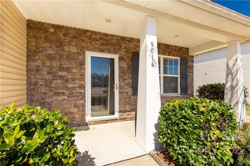 9016 Griers Pasture Dr, Charlotte, NC 28278
