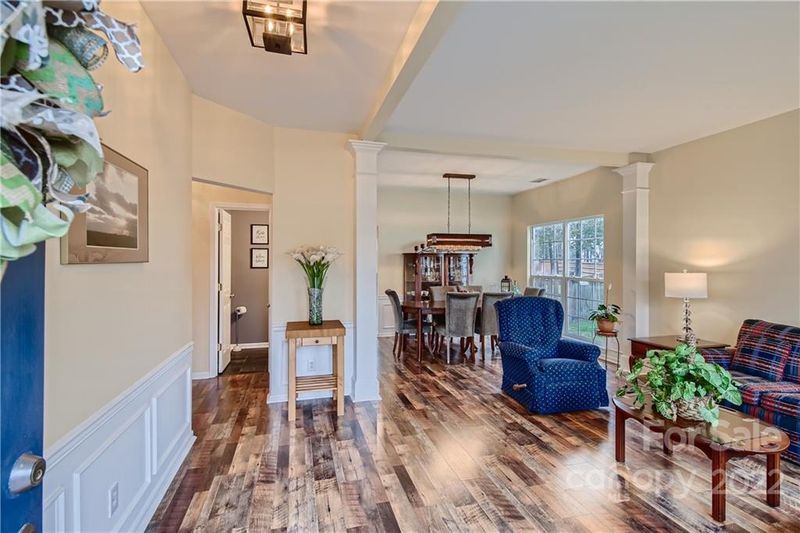 5722 Bentgrass Run Dr, Charlotte, NC 28269