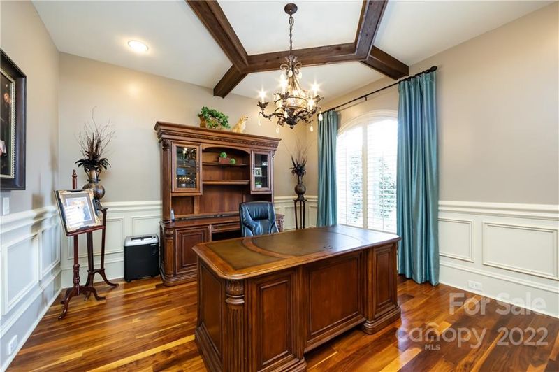 10001 Strike The Gold Ln, Waxhaw, NC 28173