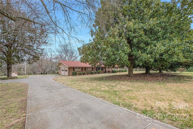 744 Buffalo Shoals Rd, Lincolnton, NC 28092