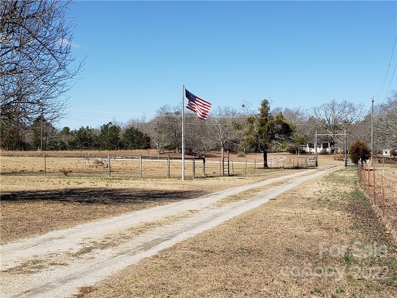 5340 Stoneboro Rd, Heath Springs, SC 29058