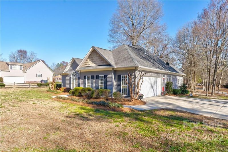 1520 Mirror Ln #4, Clover, SC 29710