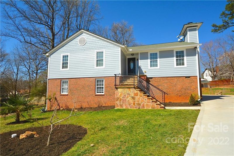 9601 Heartwood Ln, Charlotte, NC 28227