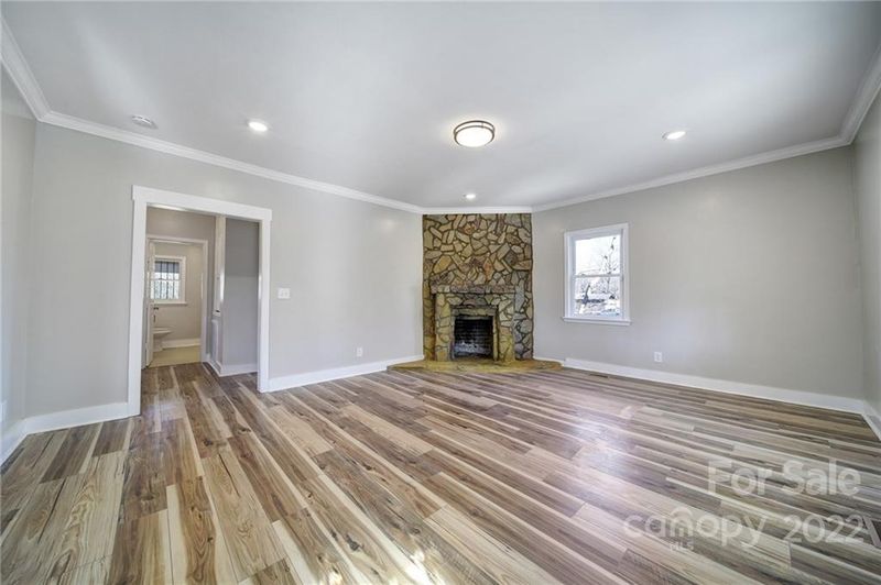 422 Buffalo Shoals Rd, Statesville, NC 28677