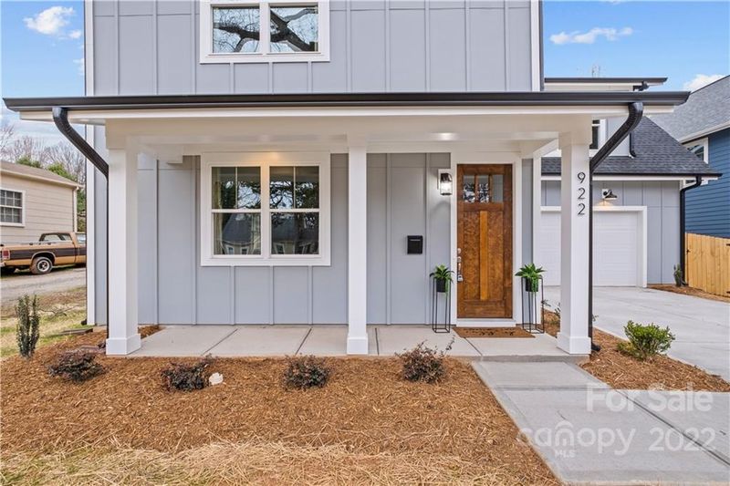922 Tennyson Dr, Charlotte, NC 28208