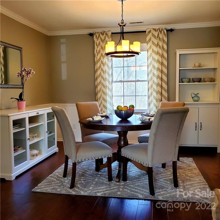 6800 Perry Ct #27, Charlotte, NC 28211