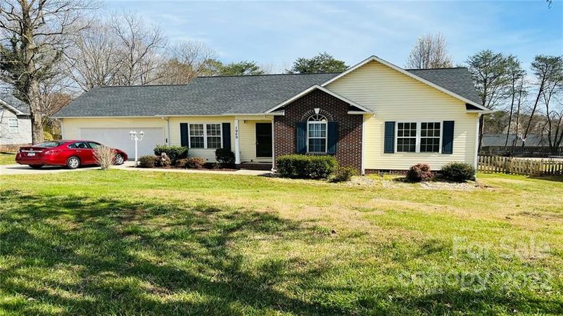 1959 Redberry Ln #82, Conover, NC 28613