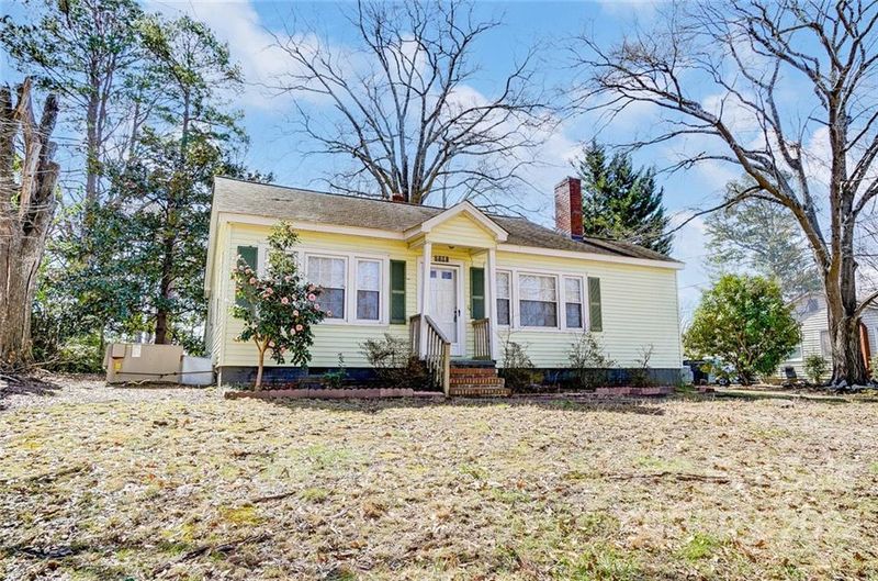 2109 W 2nd Ave, Gastonia, NC 28052