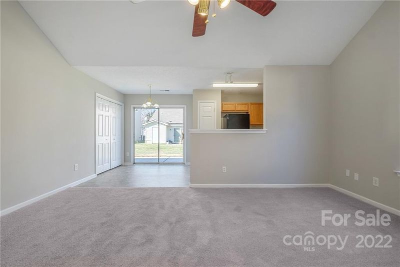 1619 Forest Stream Ct, Charlotte, NC 28213