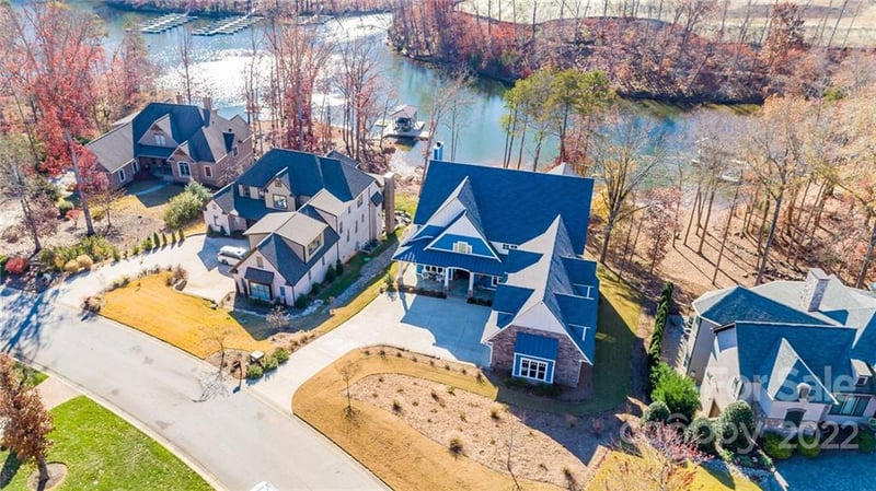 3530 Aqua Point Dr, York, SC 29745