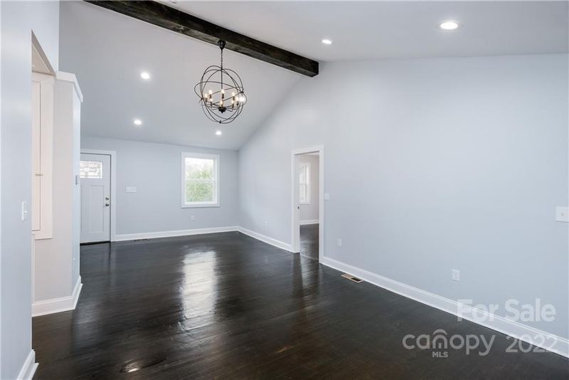 2443 Columbus Cir, Charlotte, NC 28208