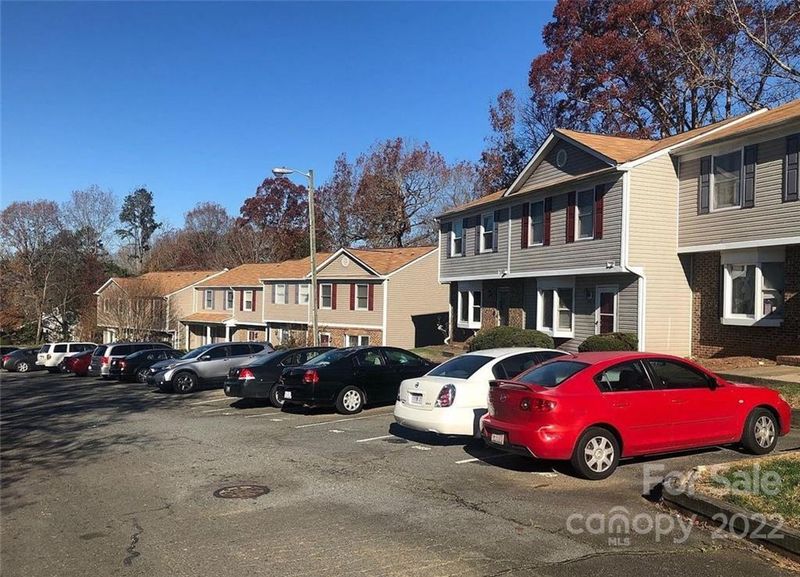 8421 Rust Wood Pl, Charlotte, NC 28227