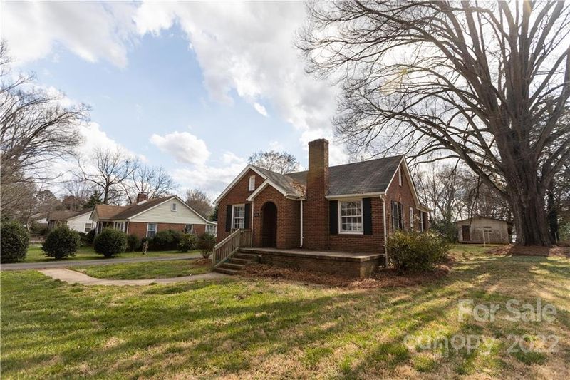 4926 Doris Ave, Charlotte, NC 28205
