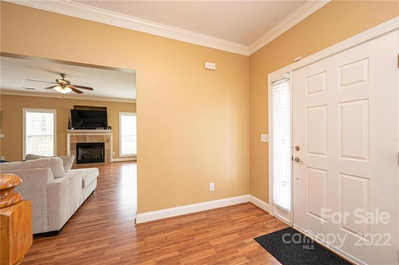 2928 25th St NE, Hickory, NC 28601