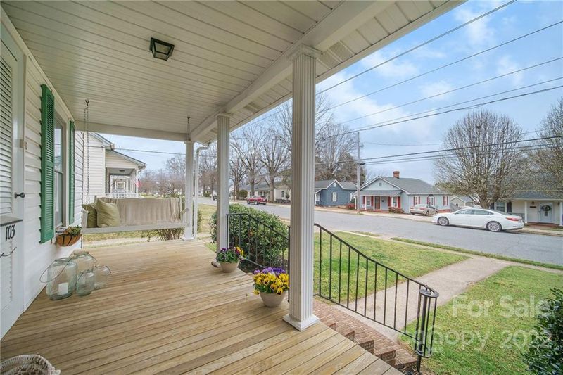 103 N East Ave, Kannapolis, NC 28083