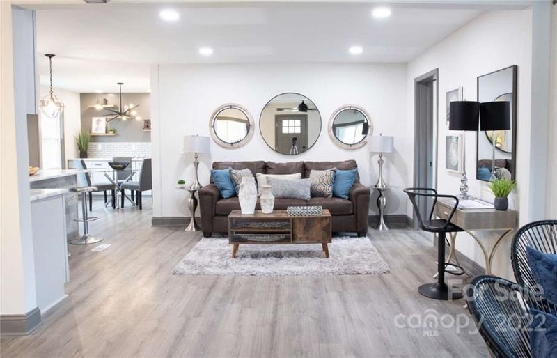 905 Mcarthur Ave, Charlotte, NC 28206