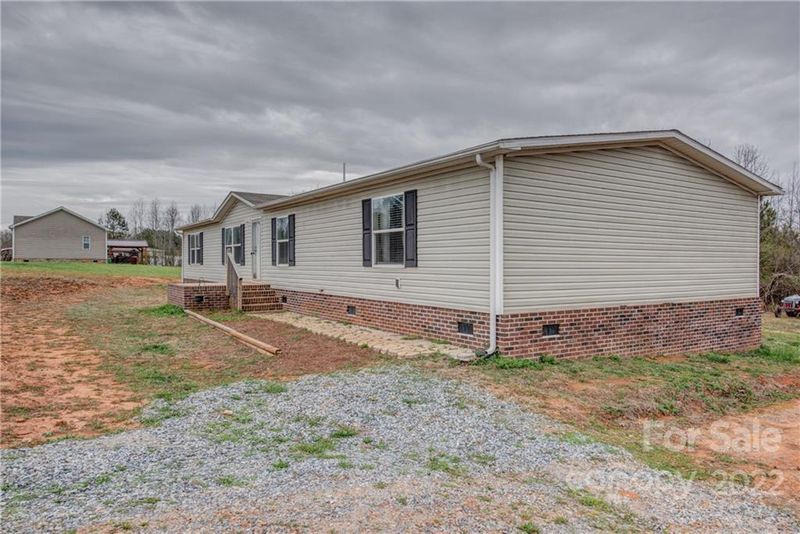 525 Bumble Bee Ct, Kings Mountain, NC 28086