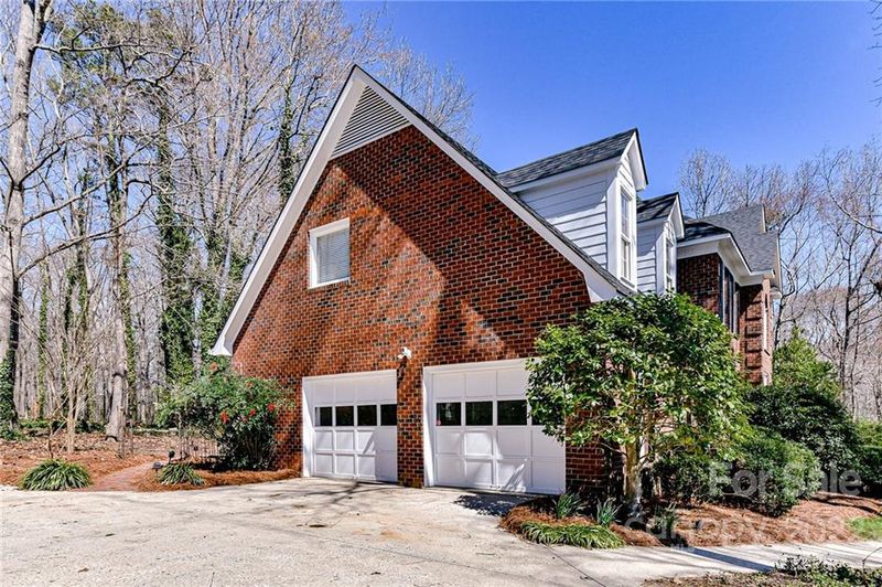 915 Waterview Ln, Monroe, NC 28110