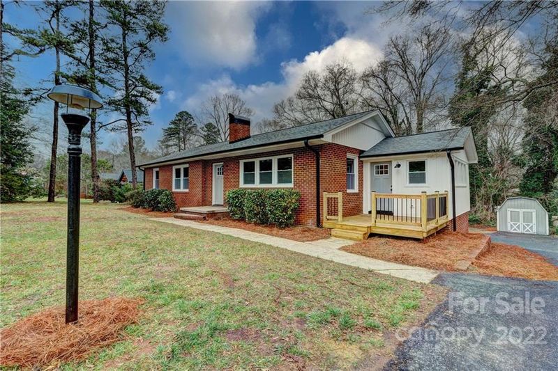 2007 Lee St, Gastonia, NC 28054