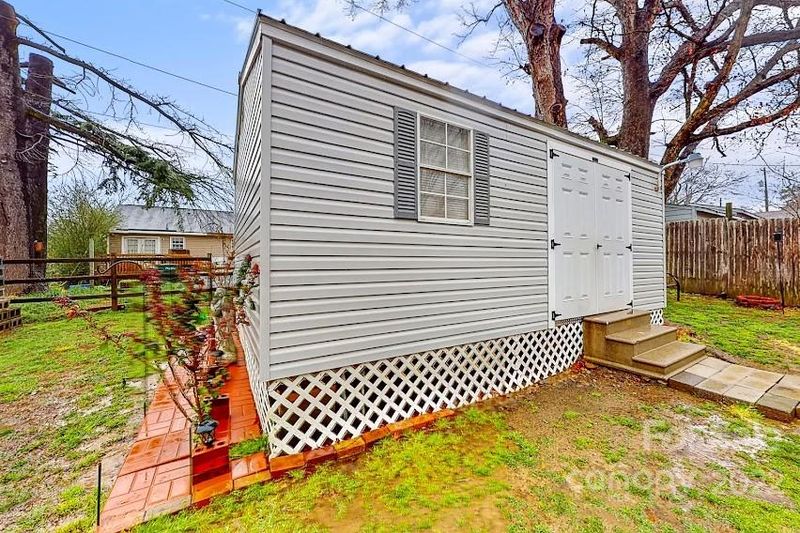 1512 Dover St, Monroe, NC 28110